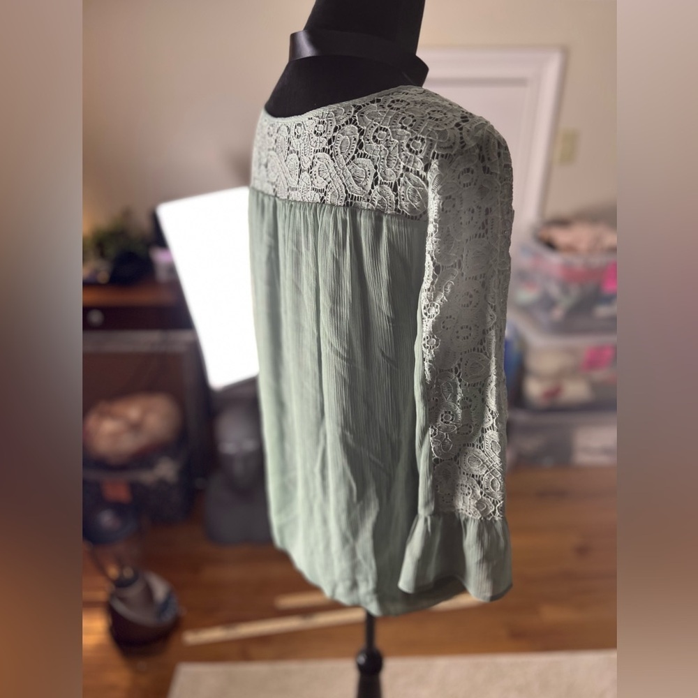 Women’s Petite XL IN Studio Long Sleeve Blouse NWT - Picture 5 of 10